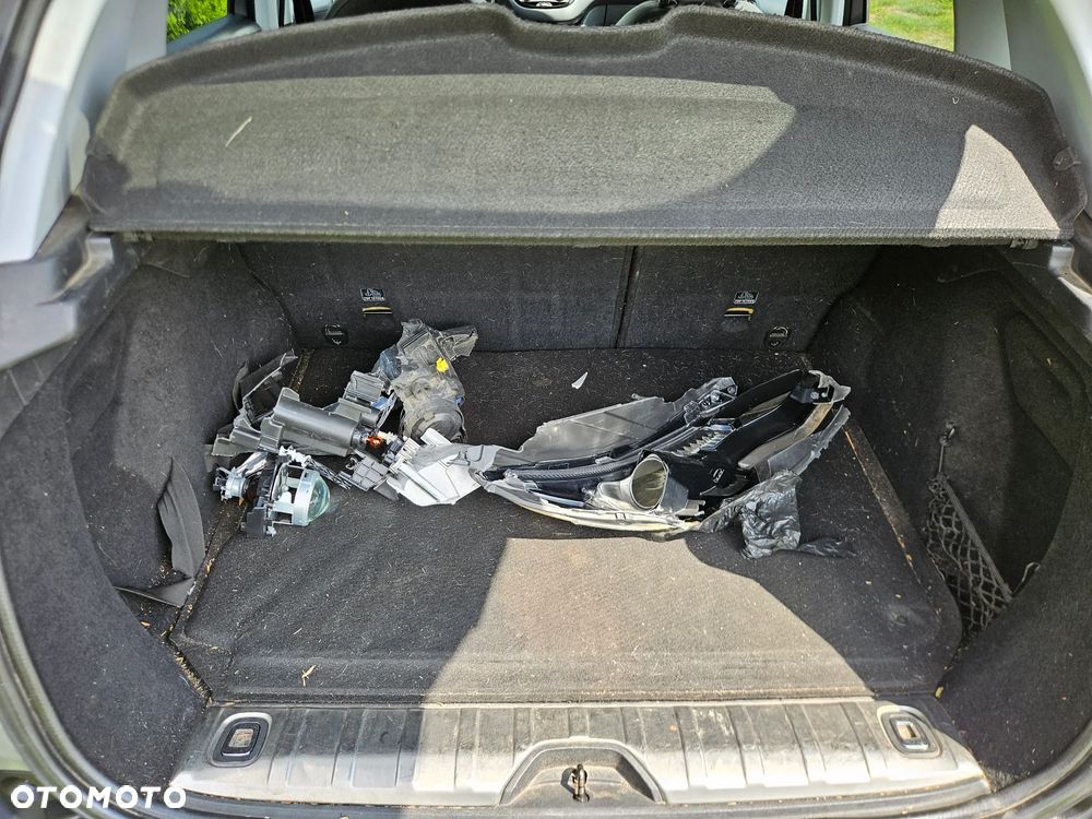 Peugeot 2008 PureTech 110 Stop&Start EAT6 GT-Line Edition - 5