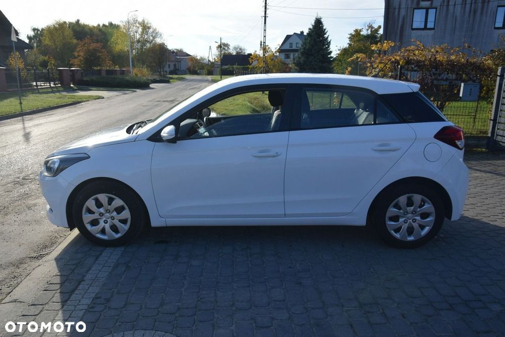 Hyundai i20 1.2 Select - 12
