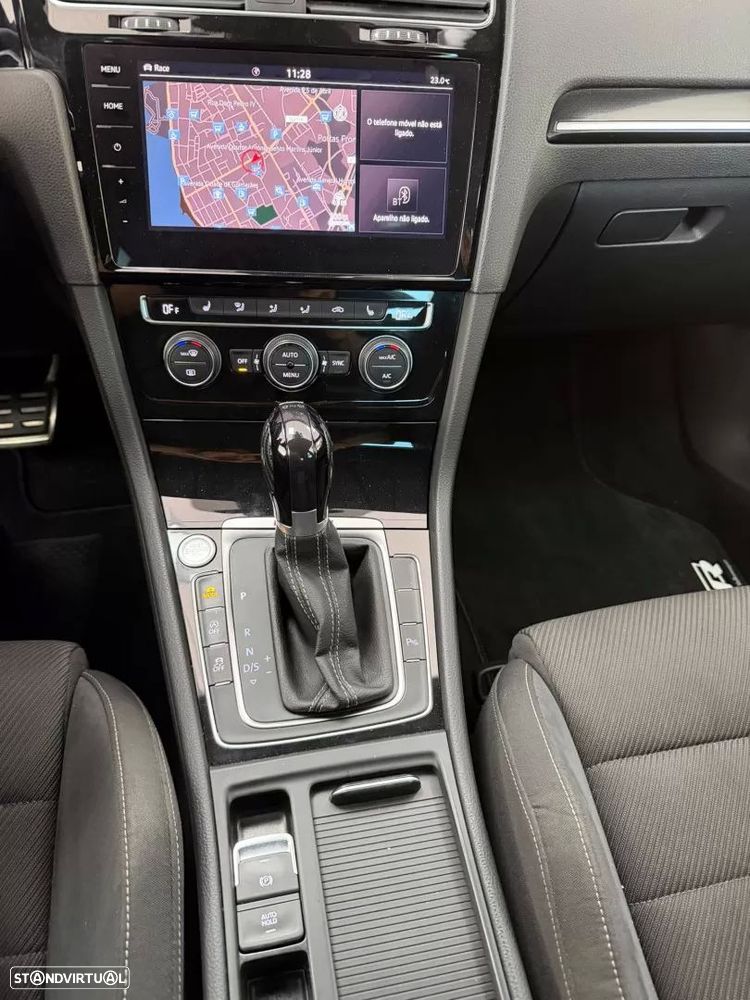 VW Golf 2.0 TSI R DSG - 22