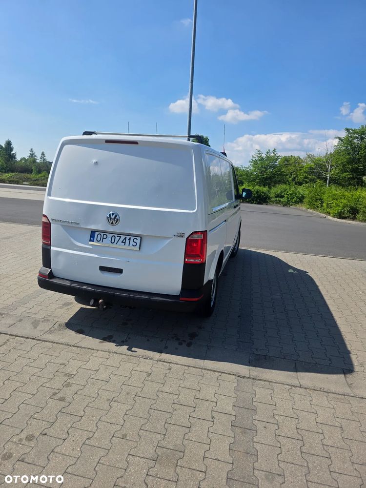 Volkswagen Transporter - 4