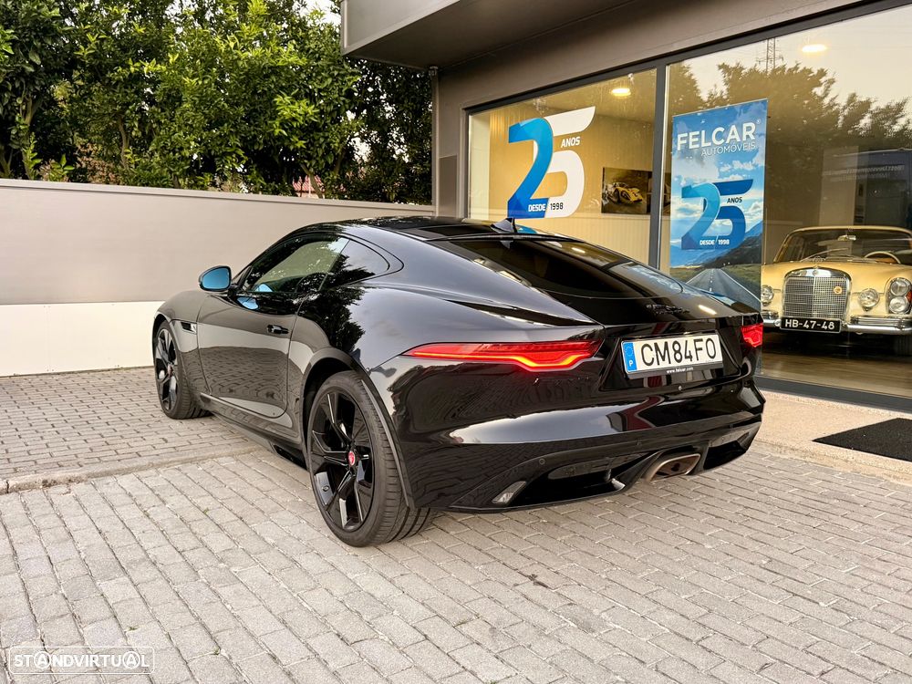 Jaguar F-Type 2.0 i4 R-Dynamic Black - 4