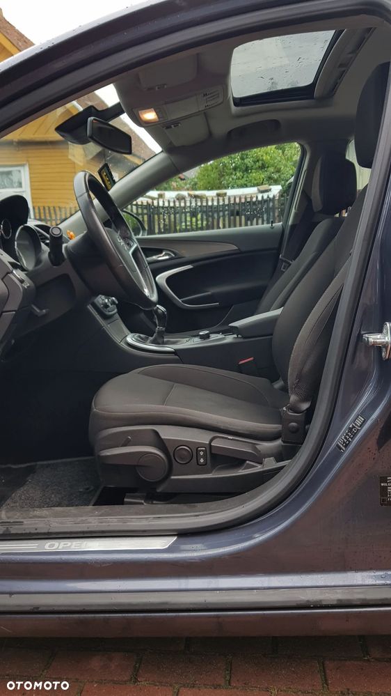 Opel Insignia 1.6 T Cosmo - 13