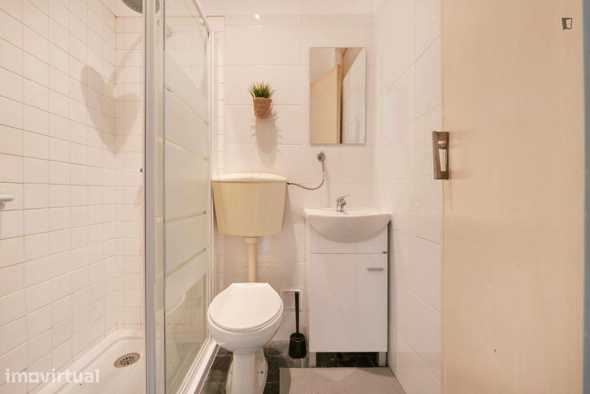Quarto - localizado em Restelo Lisbon - Grande imagem: 2/29