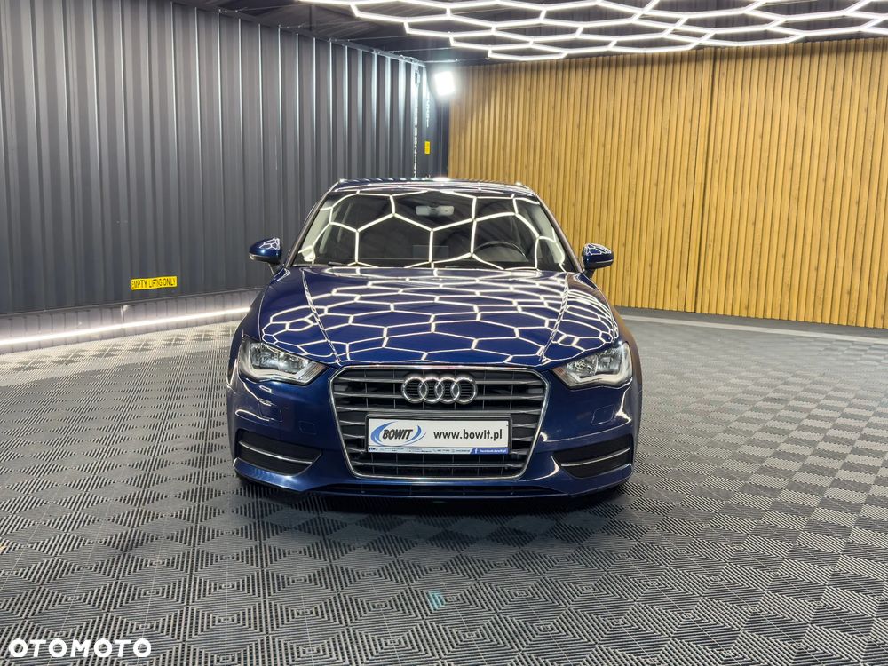 Audi A3 Sportback 1.6 TDI ultra Attraction - 2