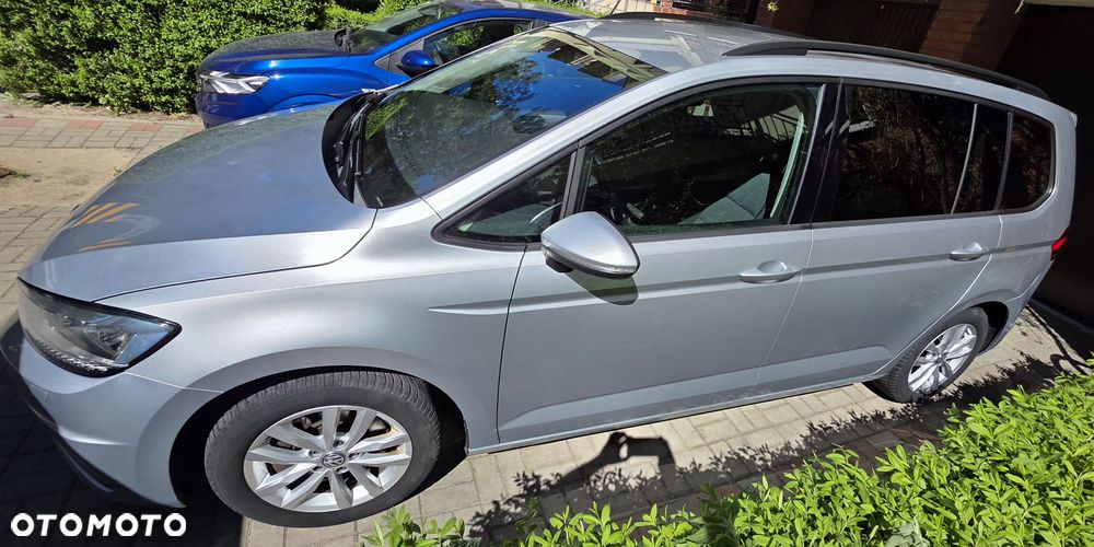 Volkswagen Touran 2.0 TDI BMT Comfortline DSG - 3