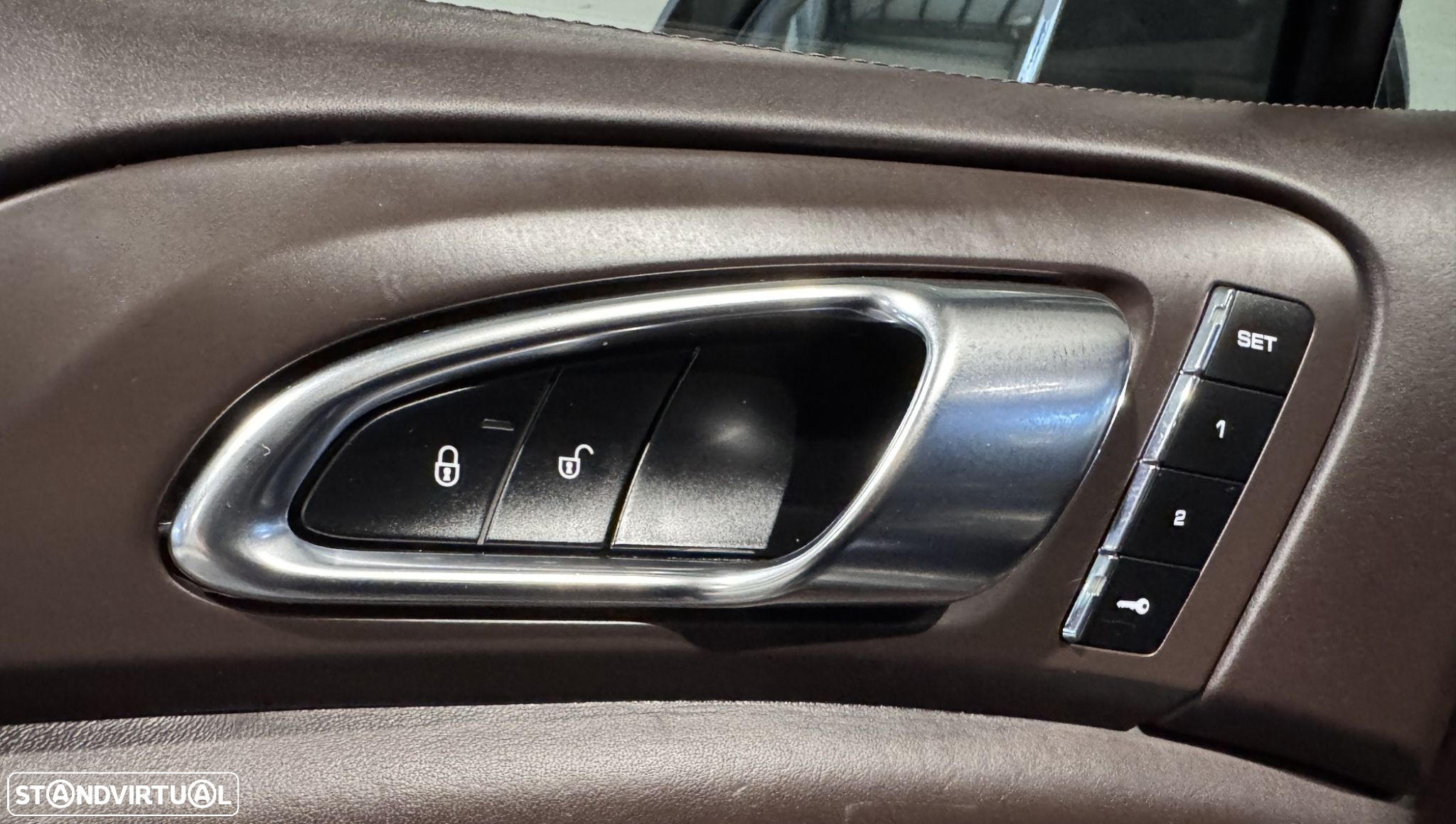 Porsche Cayenne S Hybrid - 40