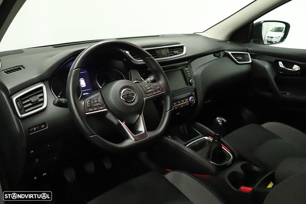 Nissan Qashqai 1.3 DIG-T N-Connecta J18 - 6
