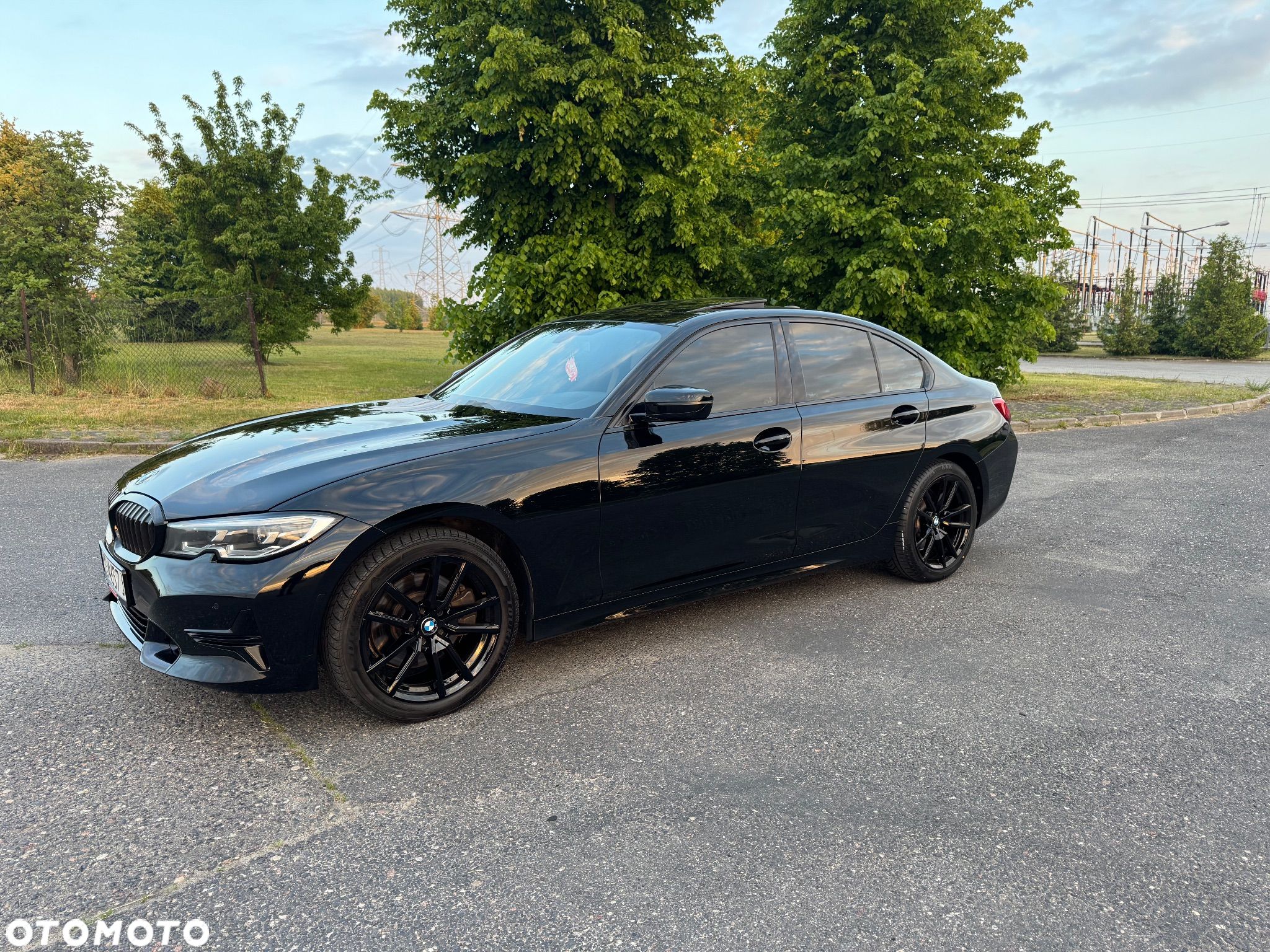 BMW Seria 3 330i Sport Line - 1