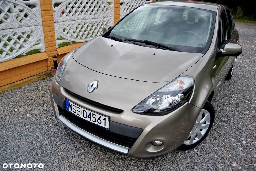 Renault Clio 1.2 16V Limited EU6 - 18