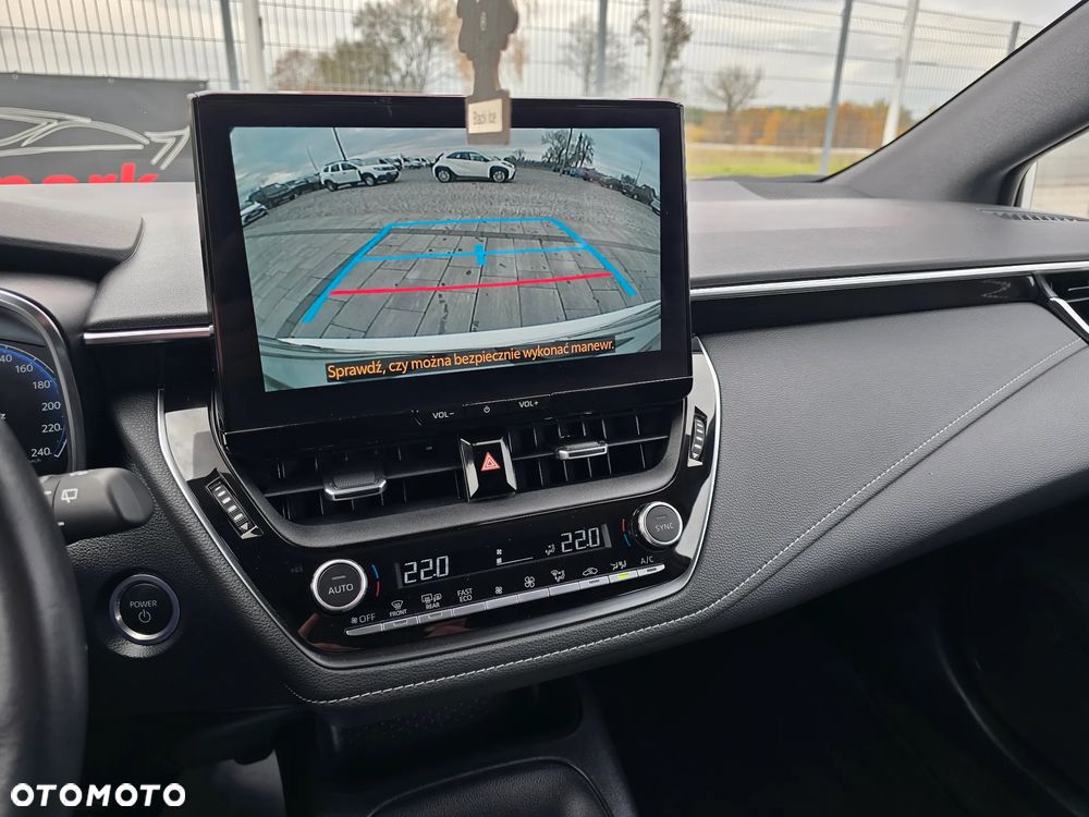 Toyota Corolla 1.8 Hybrid Comfort - 34