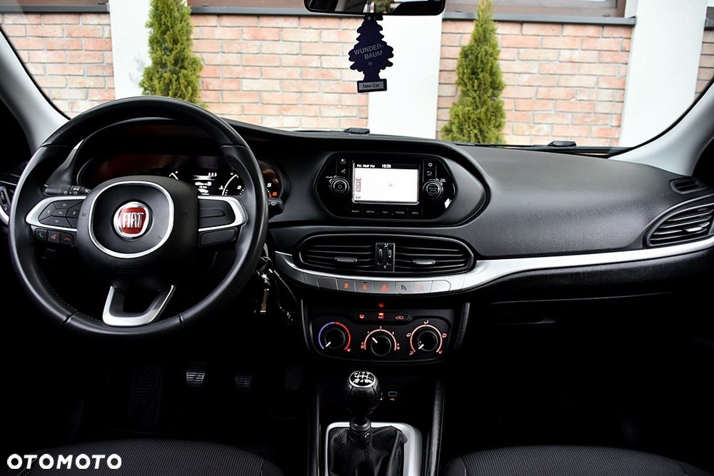 Fiat Tipo 1.4 T-Jet 16v Lounge - 31