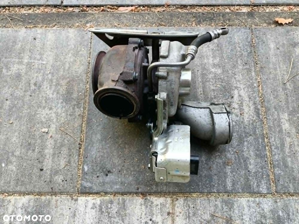 Turbo turbina turbosprężarka nastawnik BMW E83 X3 Gt2260V 3.0d 218km 7796315