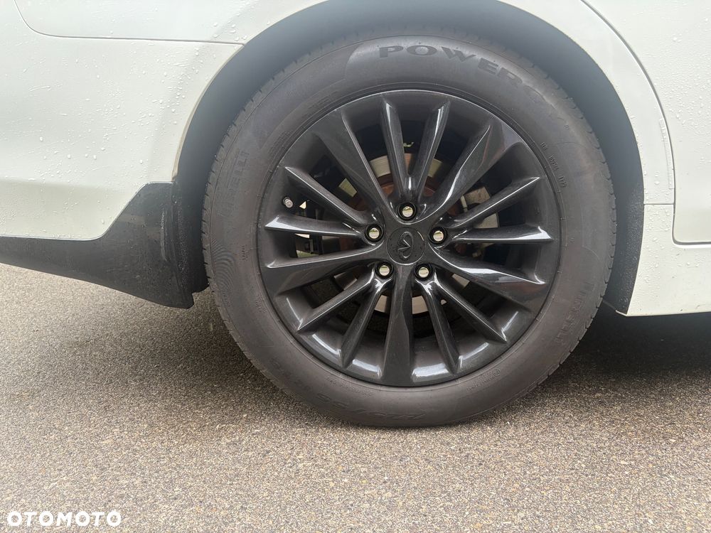 Infiniti Q50 - 11