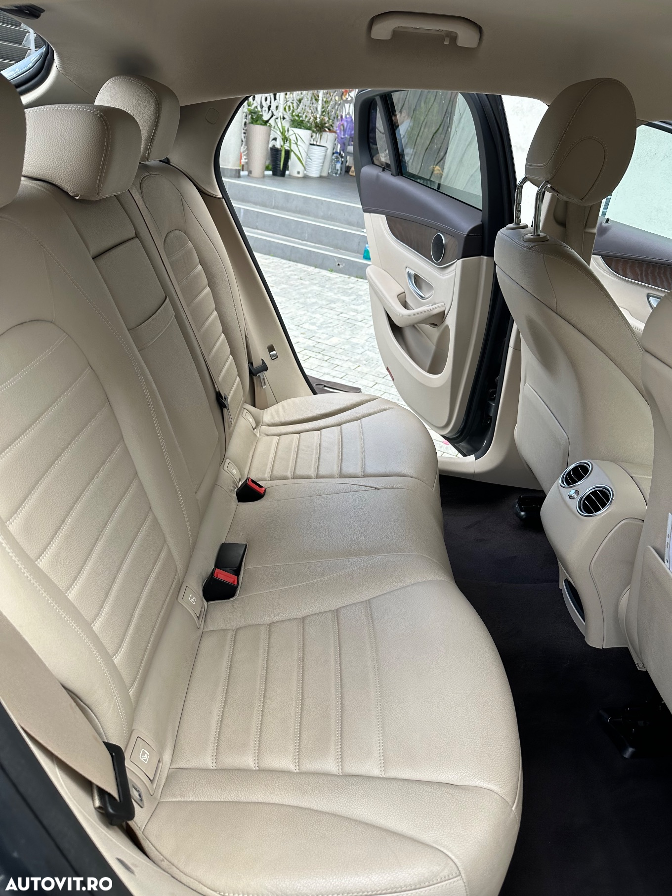 Mercedes-Benz GLC Coupe 350 e 4MATIC - 40