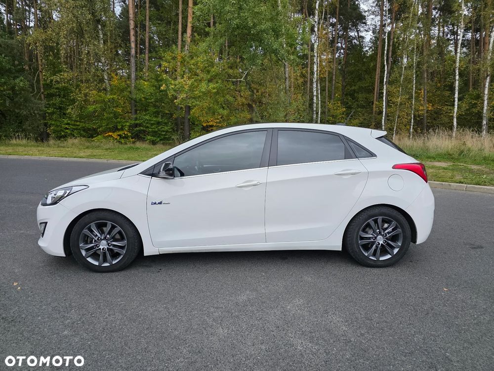 Hyundai i30 1.6 CRDi BlueDrive Premium - 4