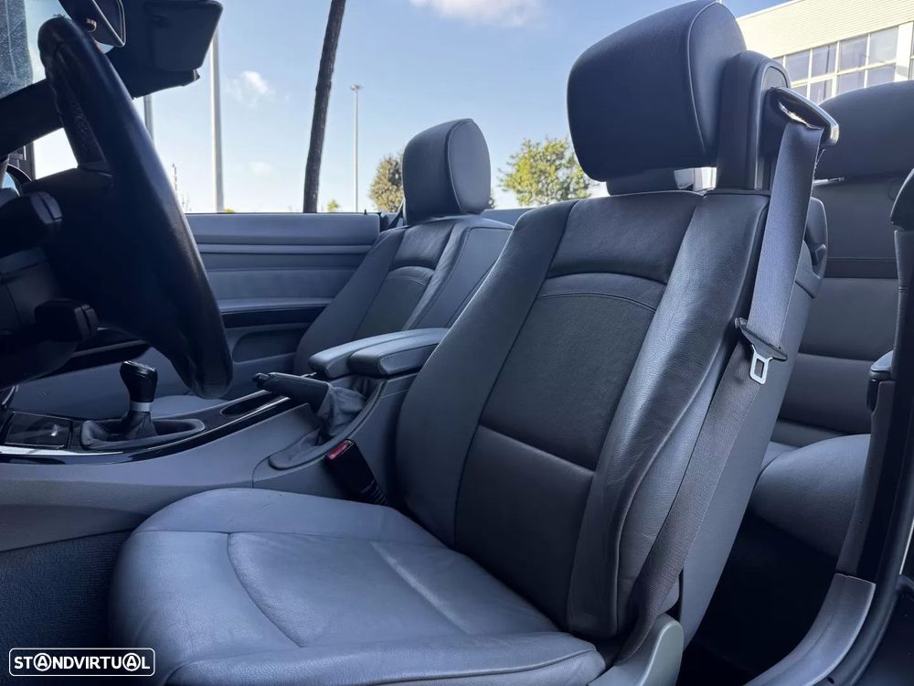 BMW 320 i Cabrio - 19