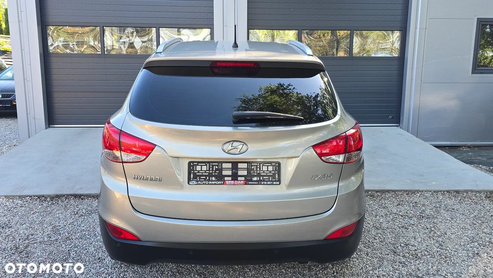 Hyundai ix35 2.0 2WD Style - 18