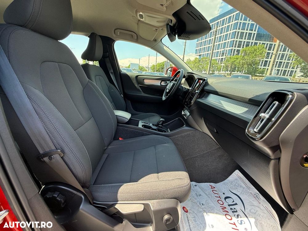 Volvo XC 40 - 25