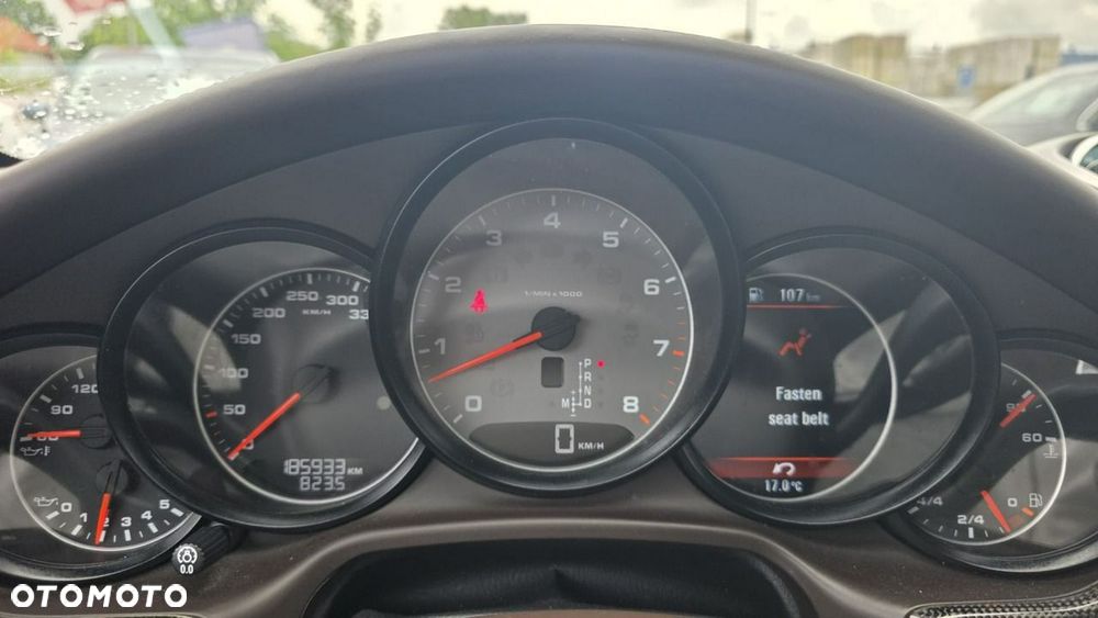 Porsche Panamera - 18