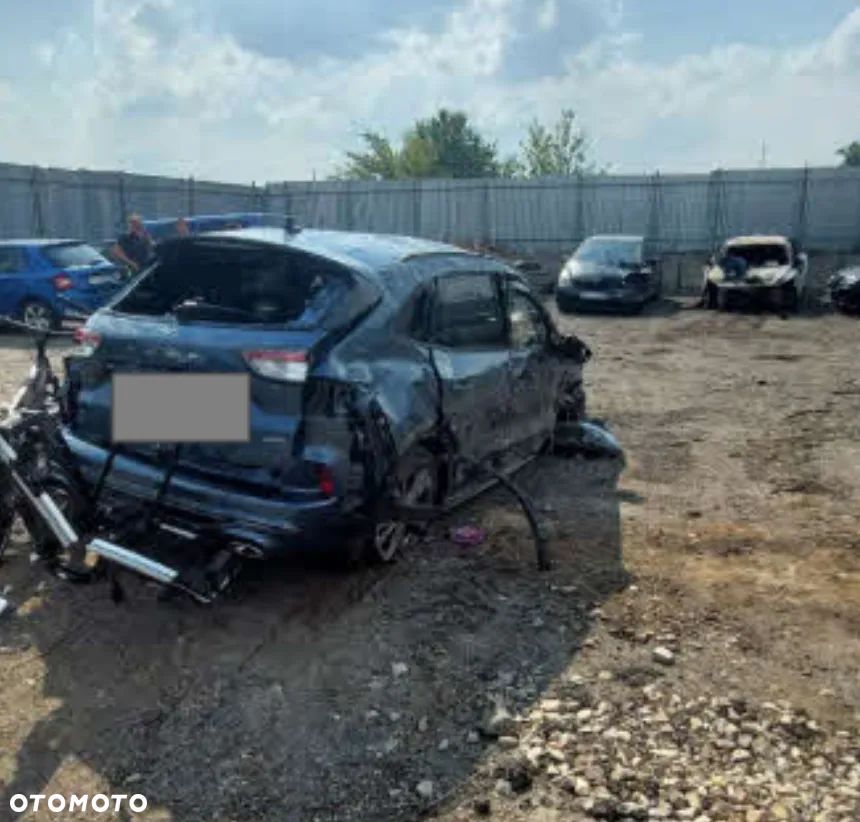 Ford Kuga 2.5P PHEV FWD ST-Line X - 4