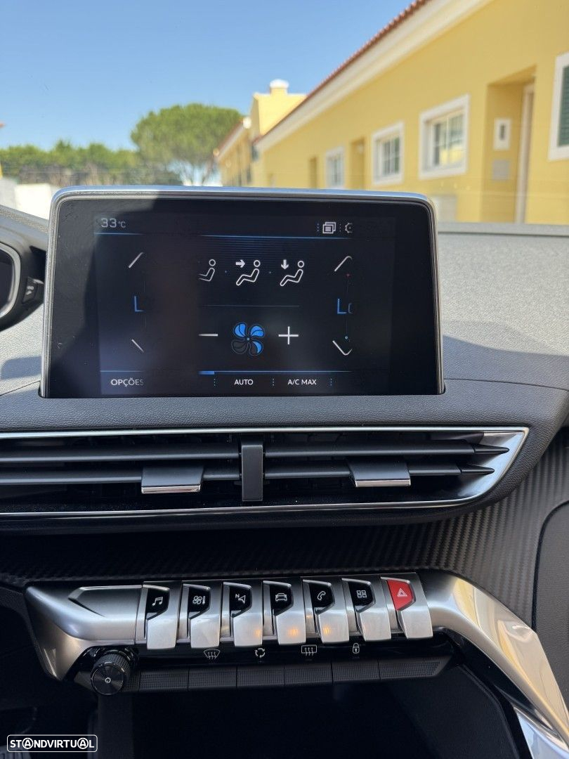 Peugeot 5008 1.2 PureTech Allure - 21