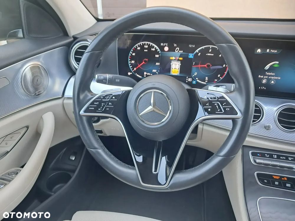 Mercedes-Benz Klasa E 220 d 9G-TRONIC - 13