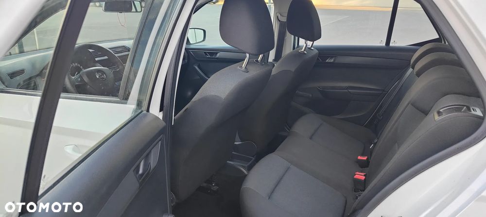Skoda Fabia 1.0 MPI Ambition - 27