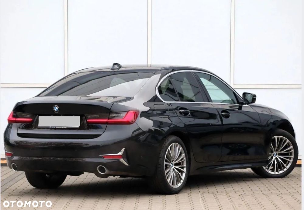 BMW Seria 3 320d Luxury Line - 2