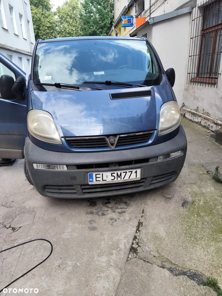 Opel Vivaro - 1
