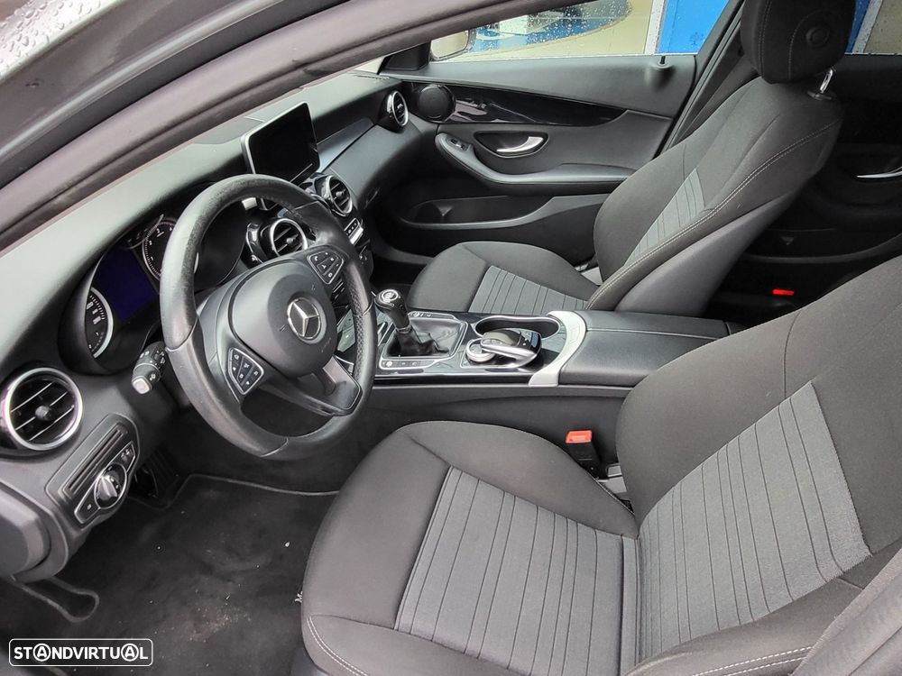 Mercedes-Benz C 200 d - 12