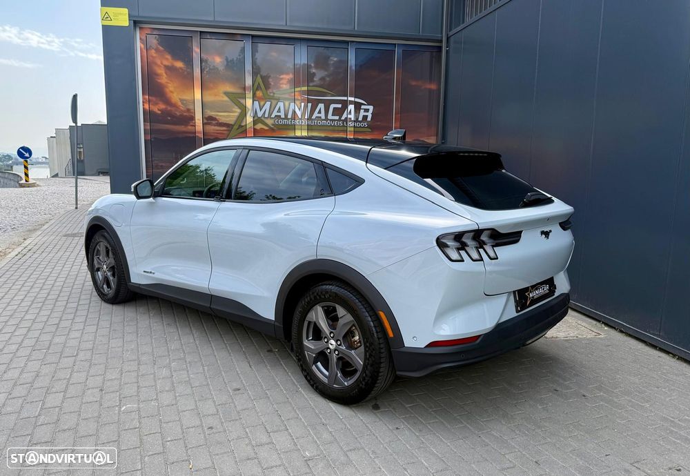 Ford Mustang Mach-E AWD PREMIUM - 4