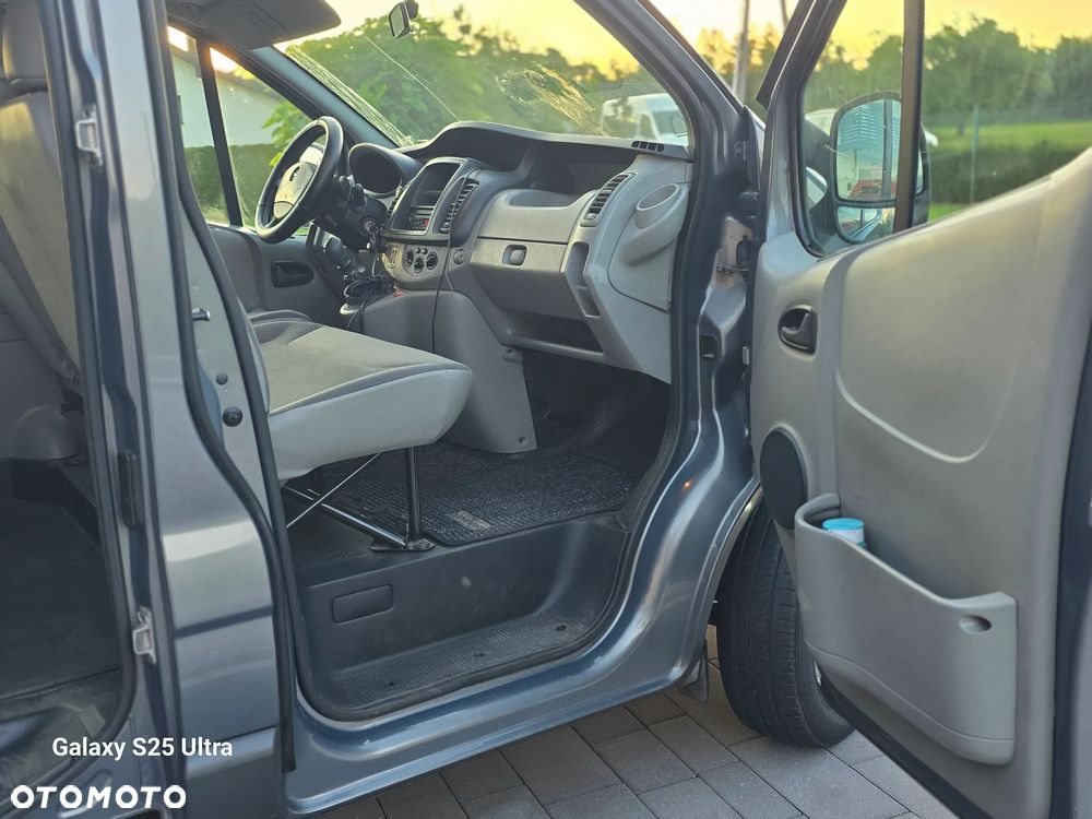 Opel Vivaro - 16