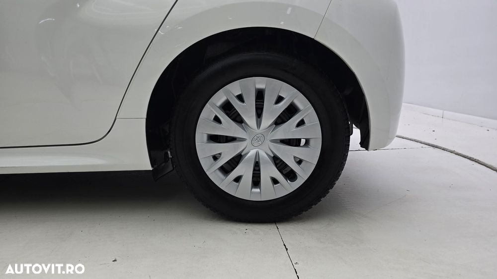 Toyota Yaris - 22