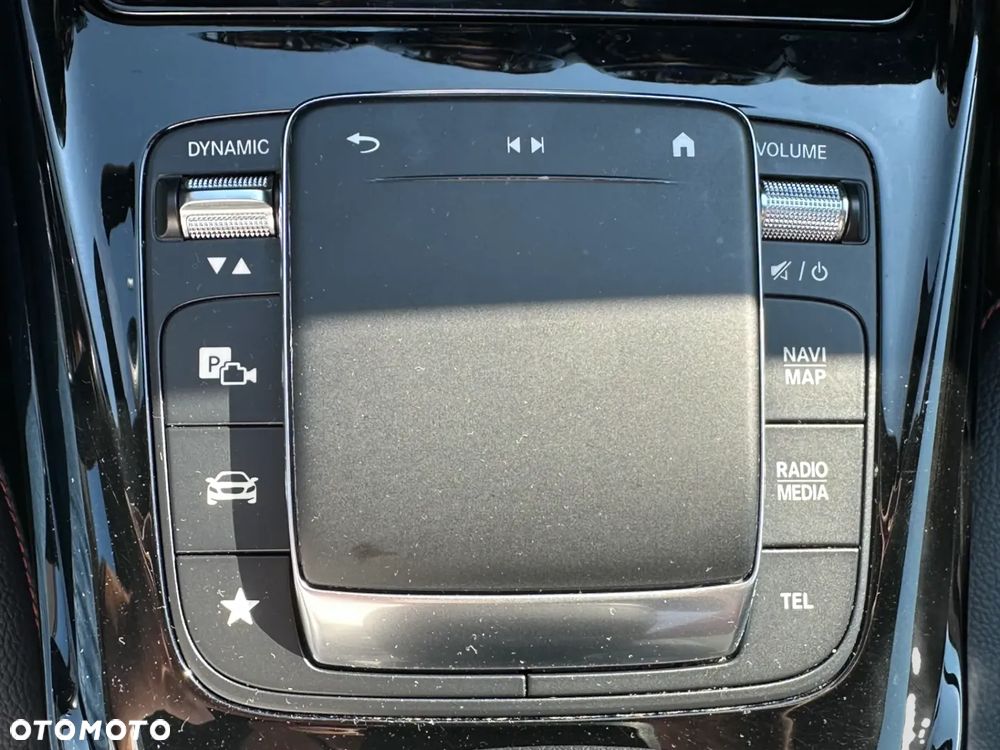 Mercedes-Benz CLA AMG 35 4-Matic 7G-DCT - 18