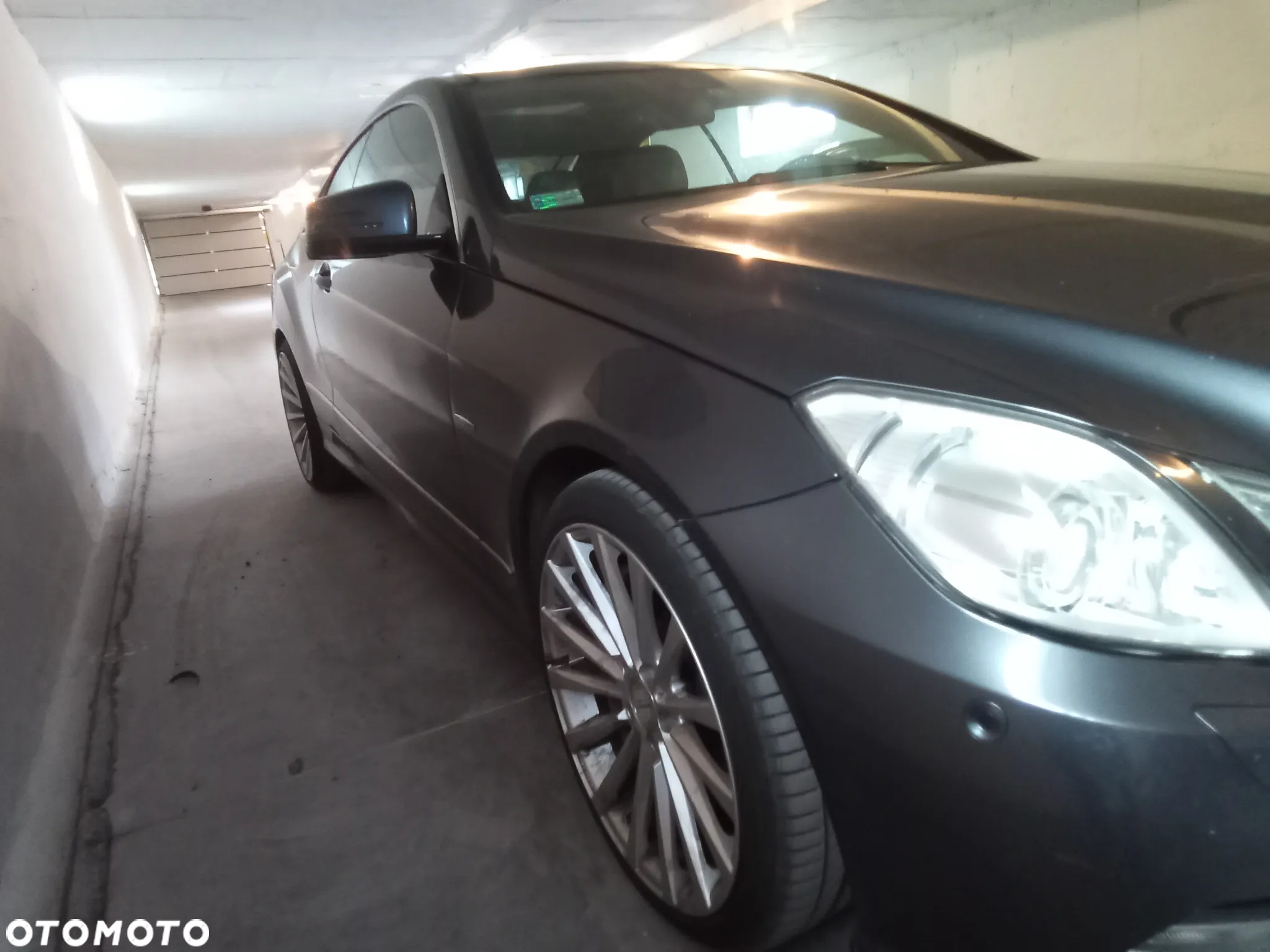 Mercedes-Benz Klasa E 500 Coupe BlueEFFICIENCY 7G-TRONIC Avantgarde - 7