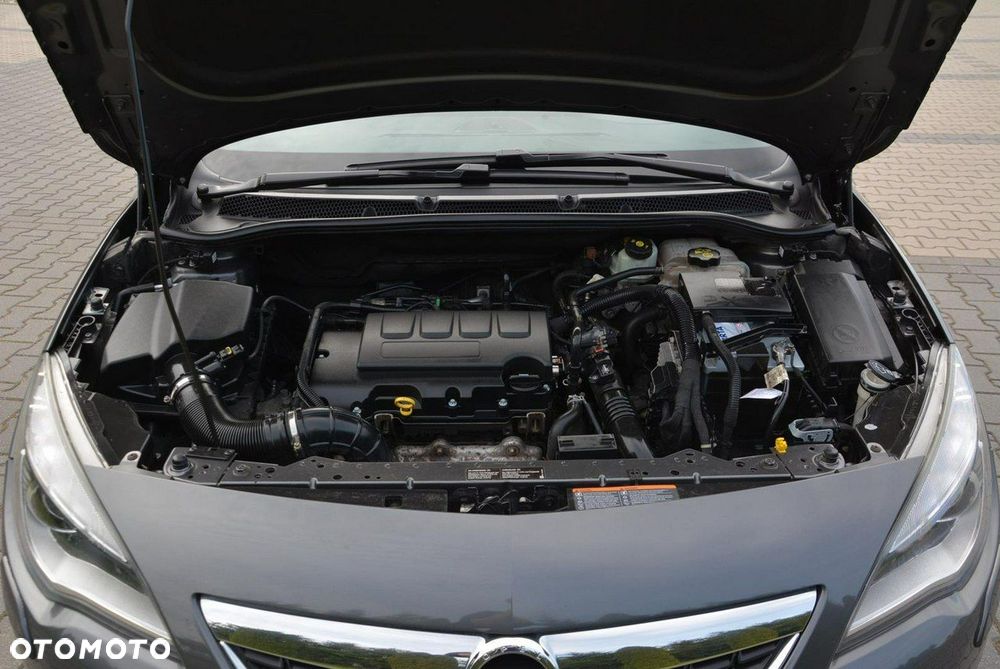 Opel Astra 1.4 Turbo Cosmo - 35