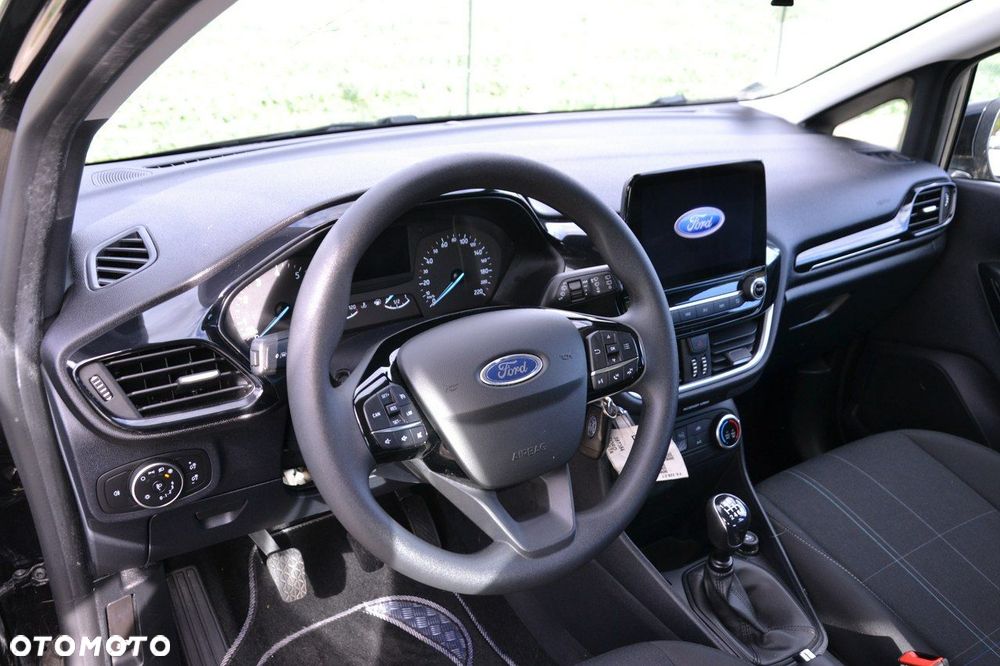Ford Fiesta - 17
