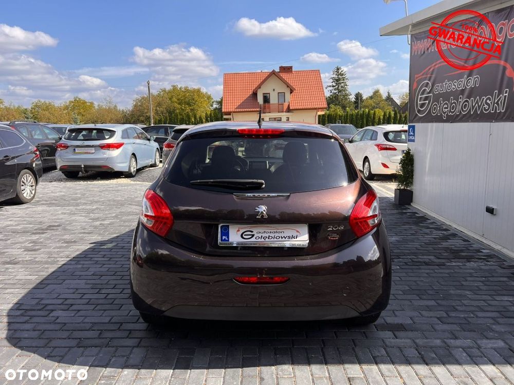 Peugeot 208 - 9