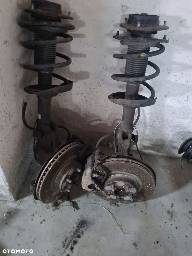 mcpherson zwrotnica prawy lub lewy subaru impreza gh - 1