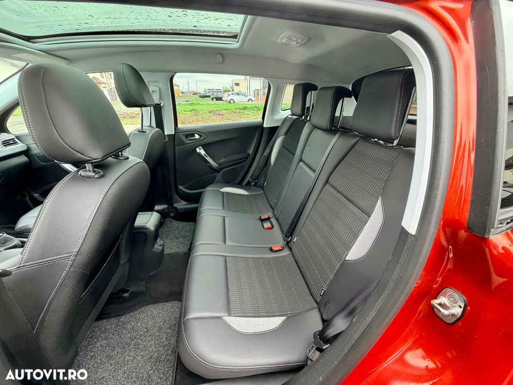 Peugeot 2008 PureTech 130 Stop&Start GT-Line Edition - 12