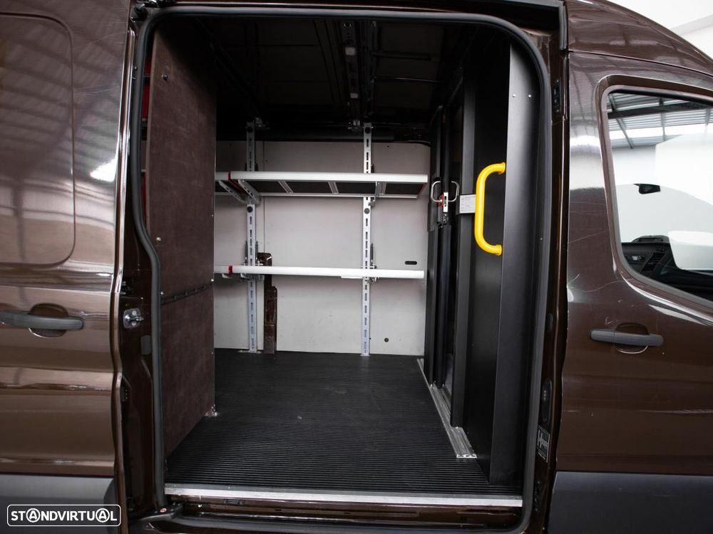Ford Transit 2.0 L3H2 TREND c/iva - 7