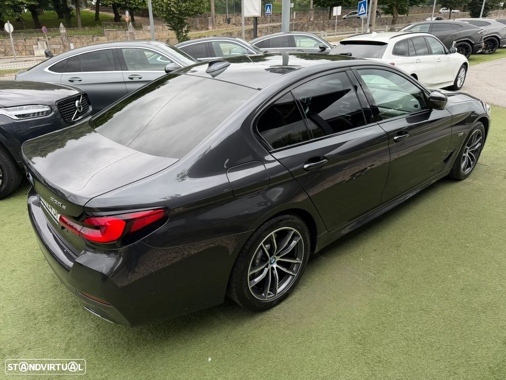 BMW 530 e Pack M - 11