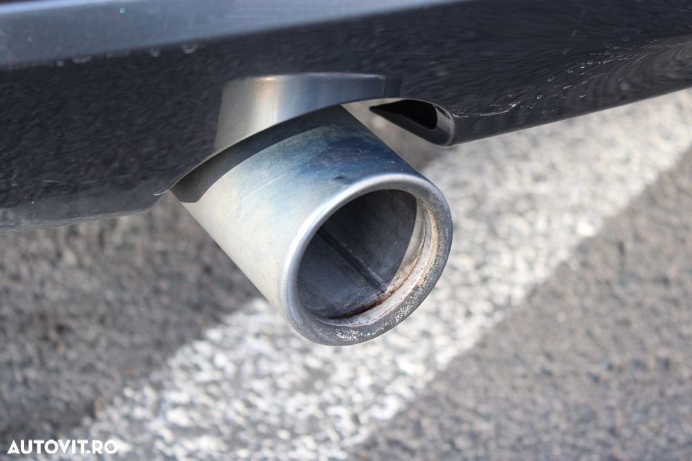 BMW Seria 3 320d Aut. Blue Performance - 8