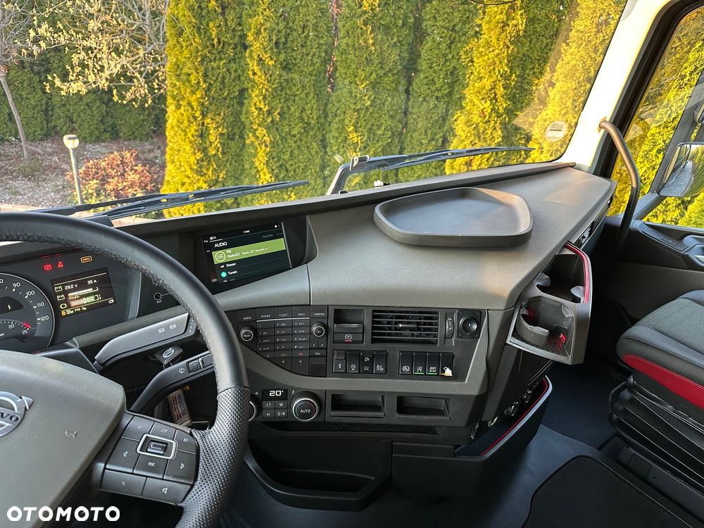 Volvo / FH 500 / 6X2 / HAKOWIEC / MEILLER -KIPPER 21-67/ Oś-SKRĘTNA-PODNOSZONA / - 35