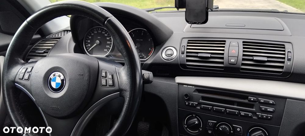 BMW Seria 1 118d - 12