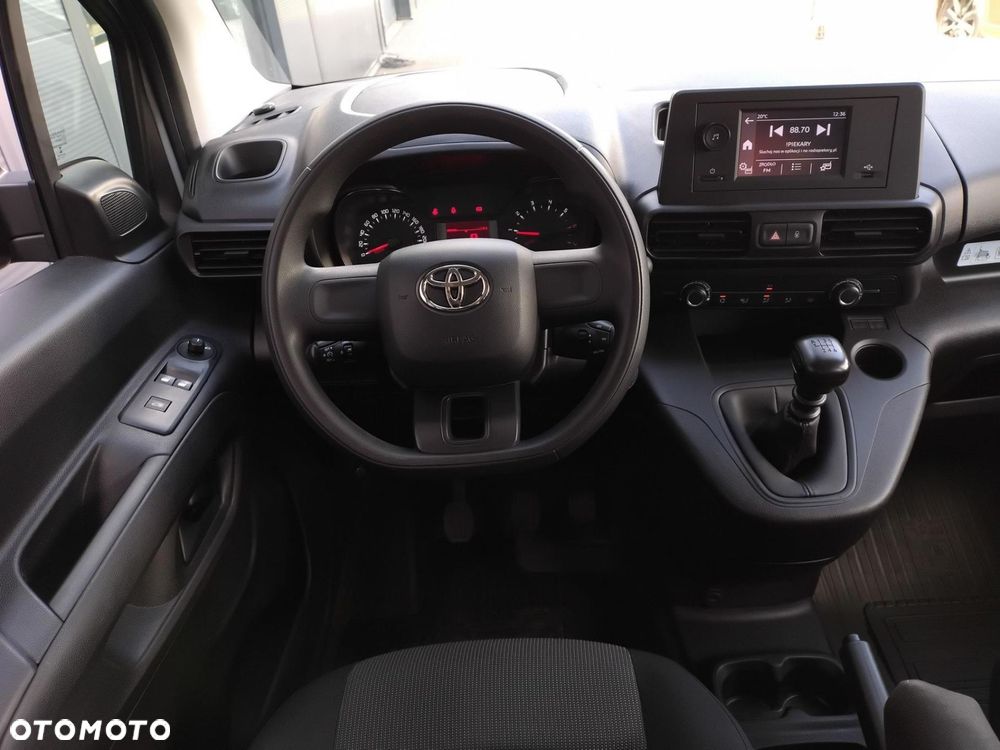 Toyota Proace City - 24