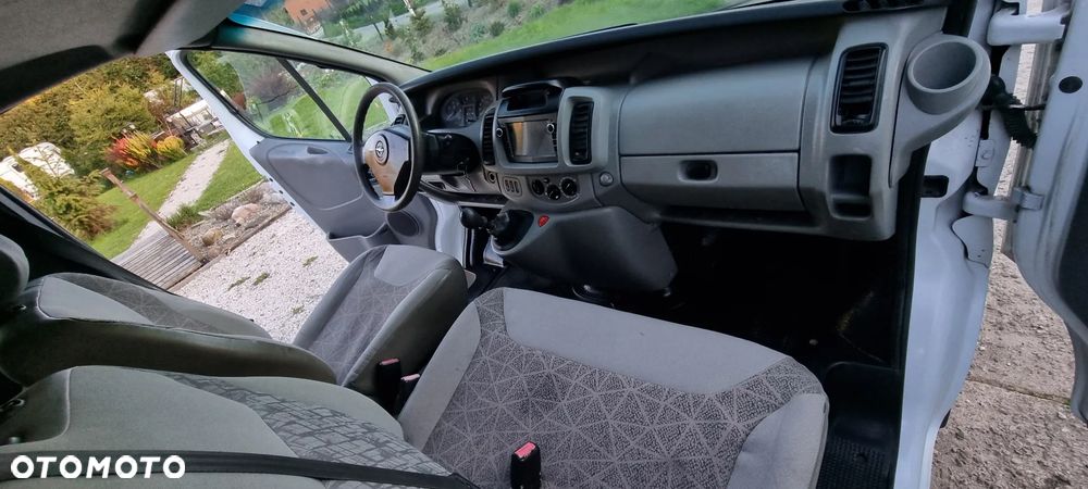 Opel Vivaro L2H1 - 18