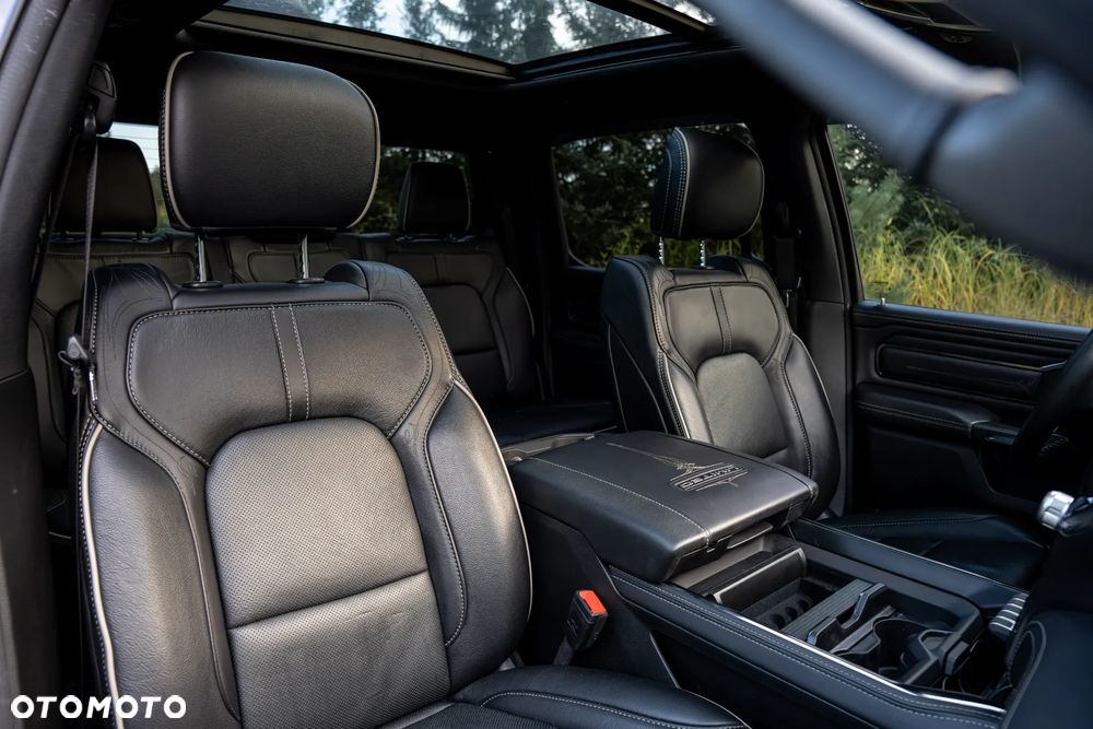 RAM 1500 5.7 eTorque Crew Cab Shortbed Limited Black - 28