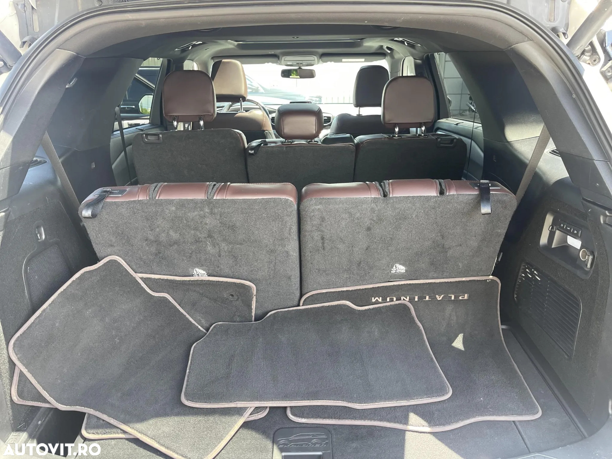 Ford Explorer 3.0 PHEV Platinum - 23