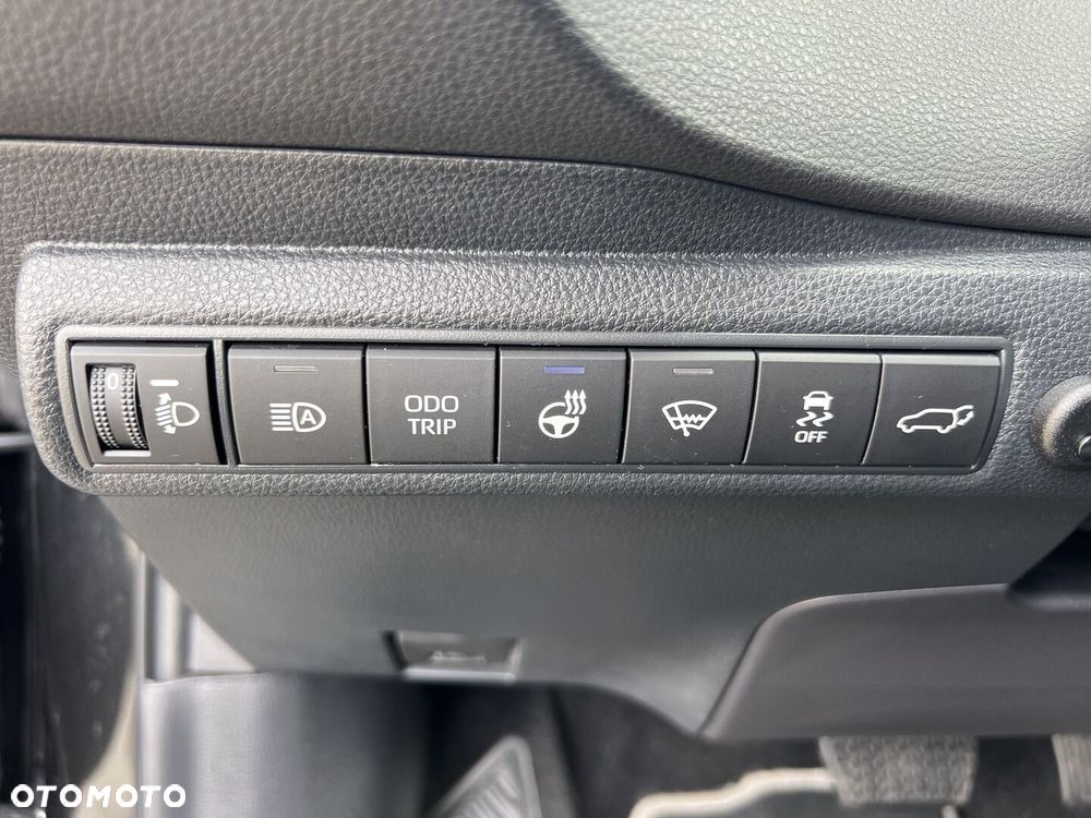 Toyota Corolla 1.8 Hybrid Style - 18